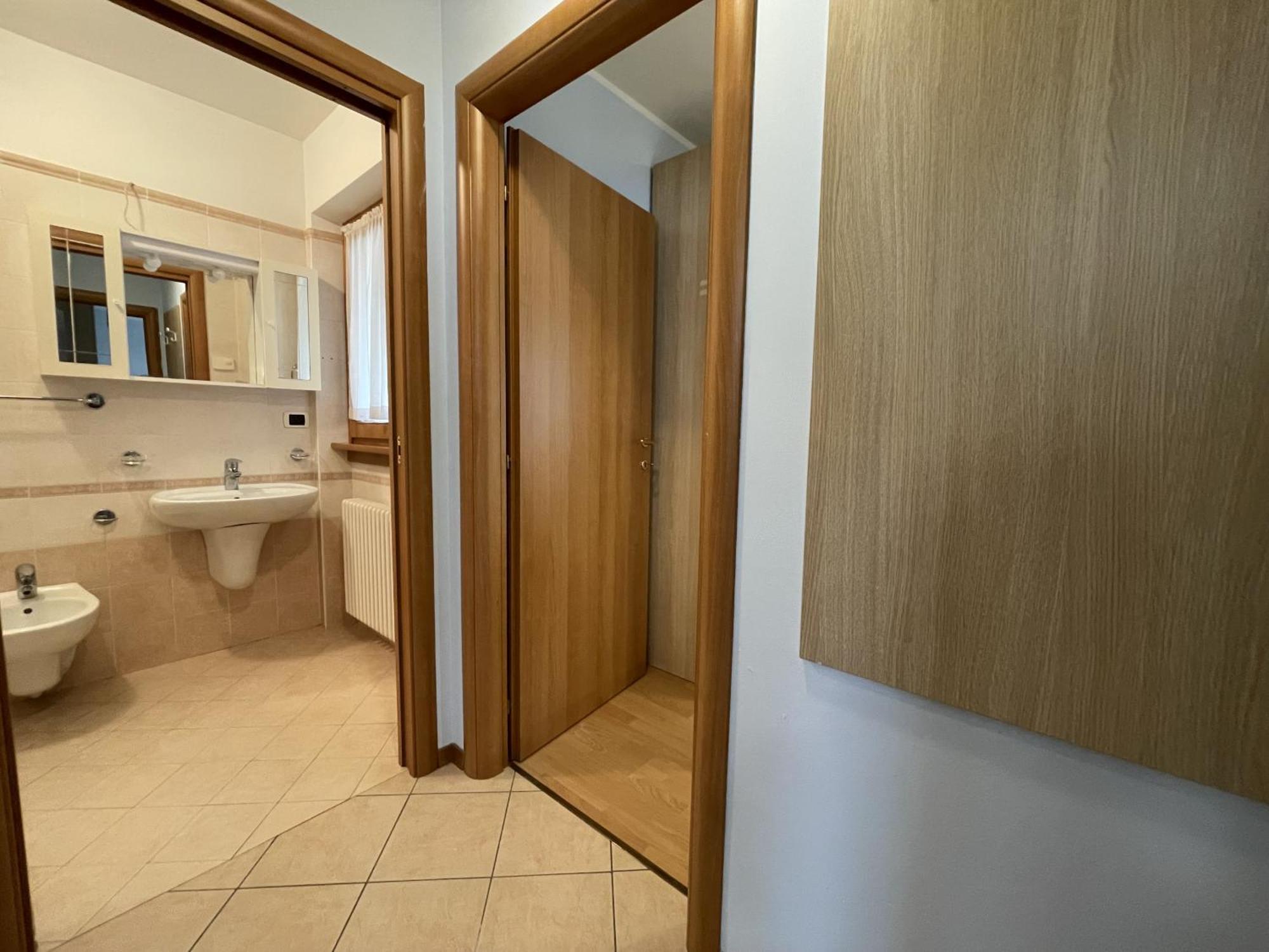 Residence Valentino Пинцоло Екстериор снимка